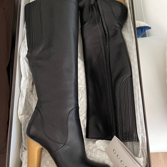 Gucci Edith .- NWOT- Tall leather boots, rubber heel and sole - Picture 2 of 5